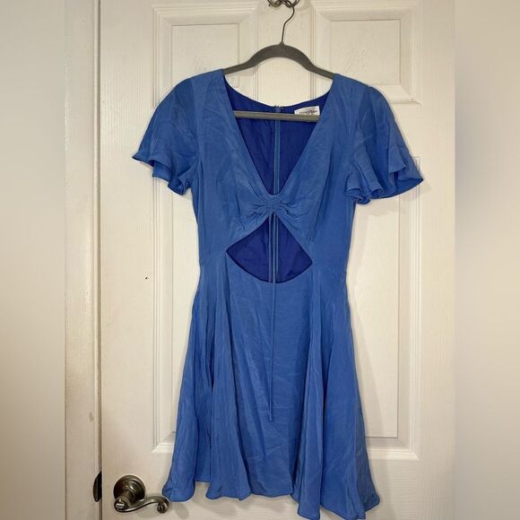 REVOLVE Privacy Please Yarrow Cut Out Short Sleeves Feminine Mini Dress S - Picture 1 of 5